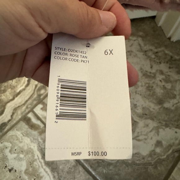 $100 NWT 6x girl’s DKNY sport pink jacket with faux fur, pockets, hood - Picture 6 of 8